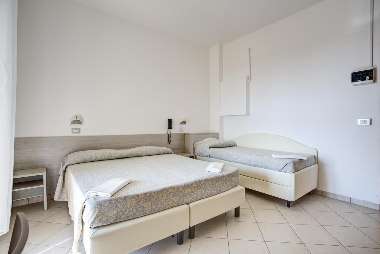 Hotel Amedea Cervia Dış mekan fotoğraf